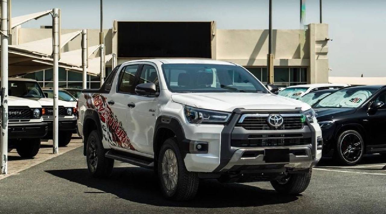 TOYOTA Hilux Adventure