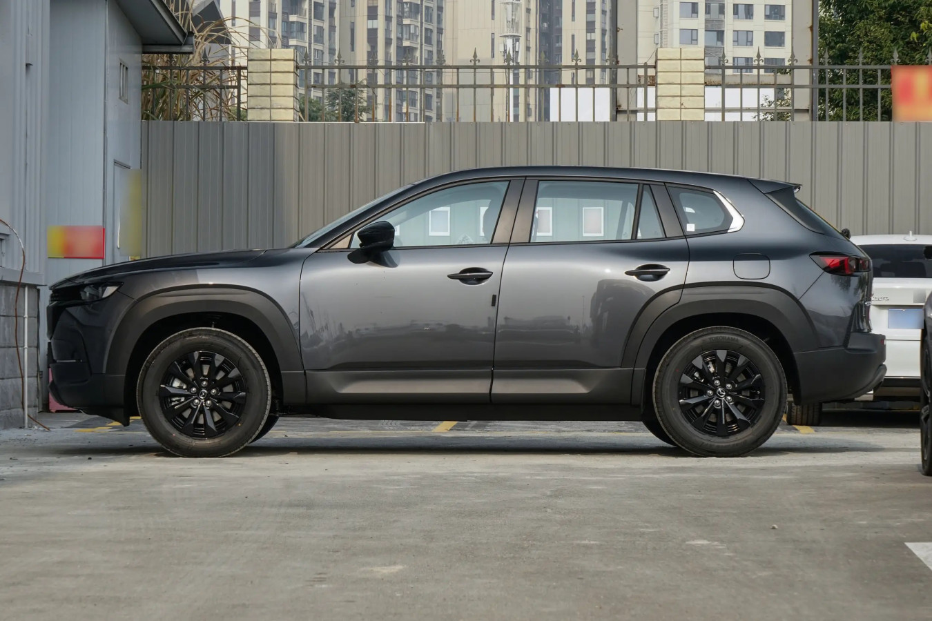 Mazda cx50